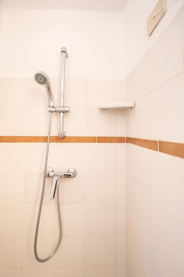 בורגו א מוצאנו Casetta Di Butia, Gelsomino Apartment מראה חיצוני תמונה