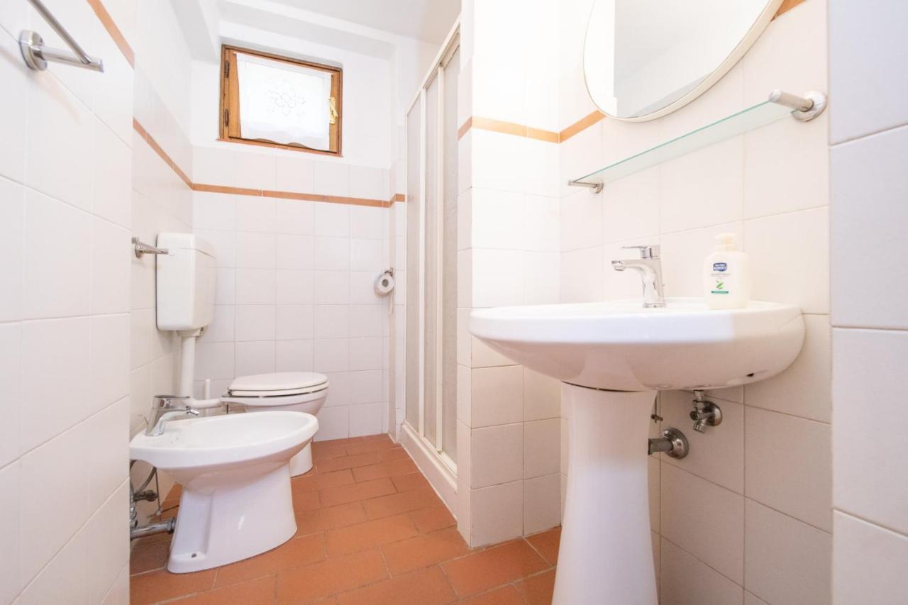 בורגו א מוצאנו Casetta Di Butia, Gelsomino Apartment מראה חיצוני תמונה