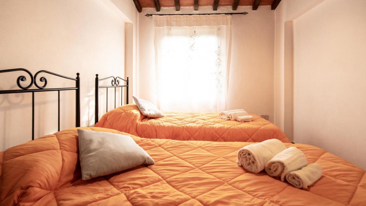 בורגו א מוצאנו Casetta Di Butia, Gelsomino Apartment מראה חיצוני תמונה