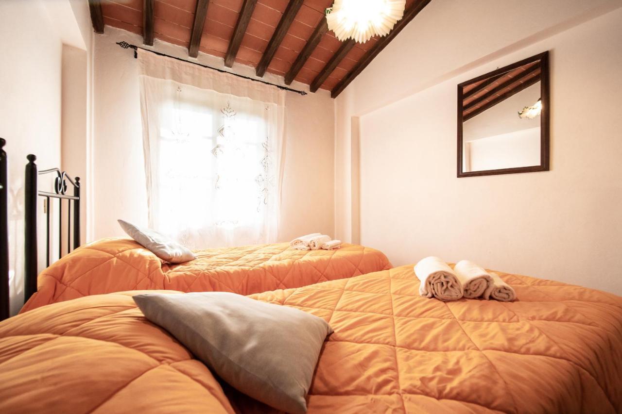 בורגו א מוצאנו Casetta Di Butia, Gelsomino Apartment מראה חיצוני תמונה